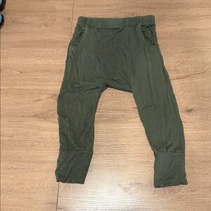 kate Quinn Olive Green Panda Pants (3T)